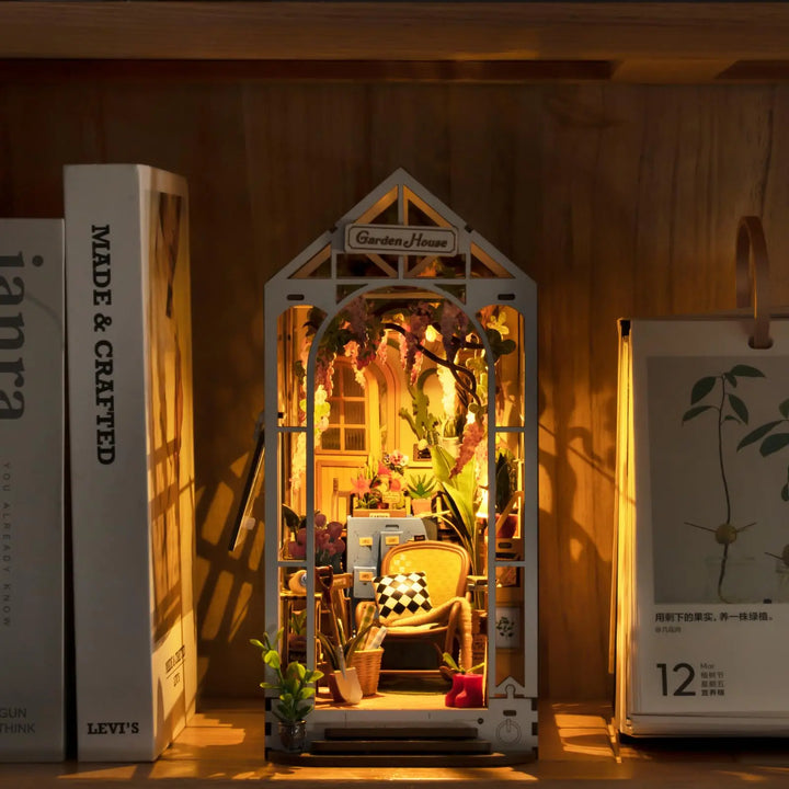 Mini Garden House Book Nook Kit